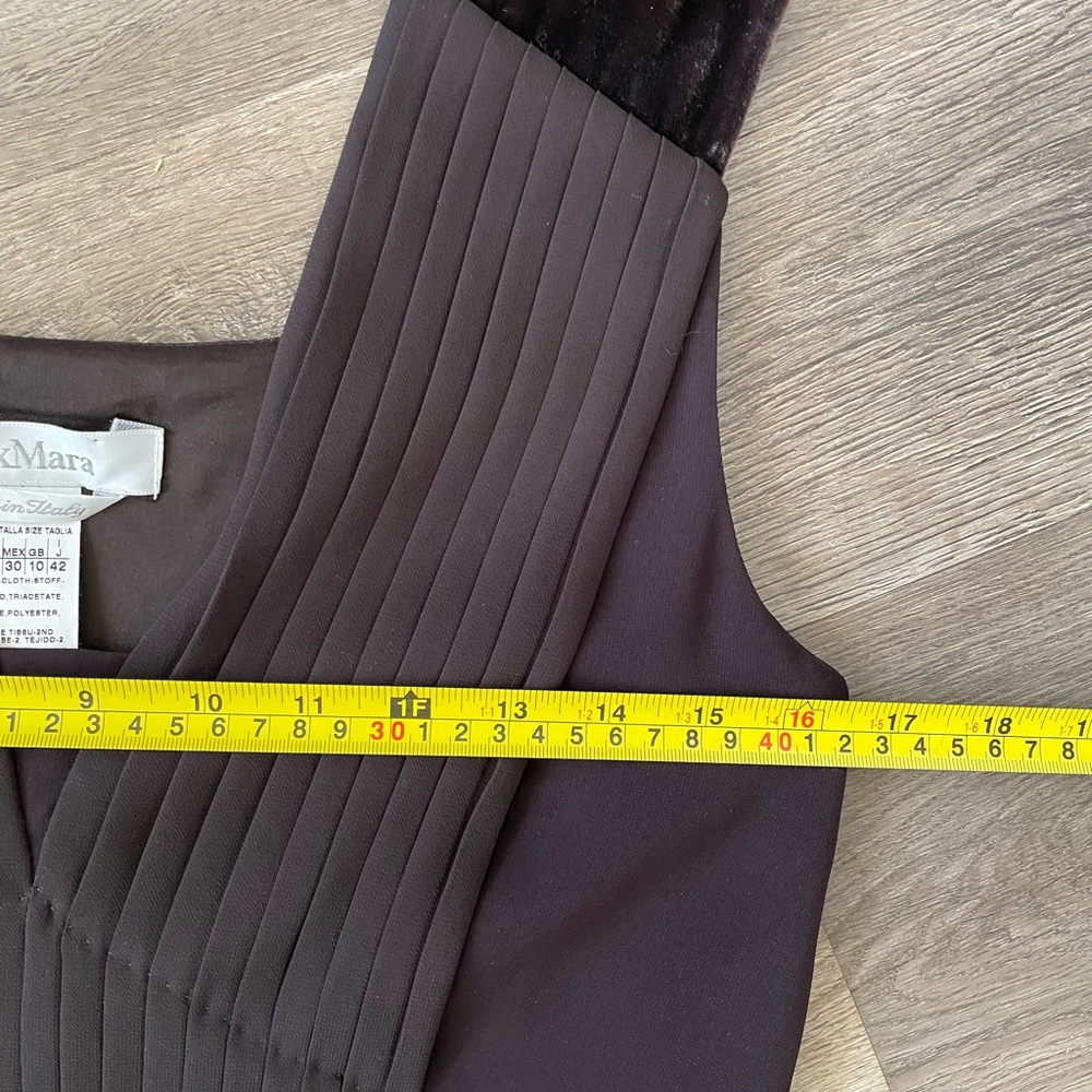 Max Mara Espresso Brown Pleated Fit and Flare Dress Velvet Sash Tie Midi 40 8 - Picture 8 of 13